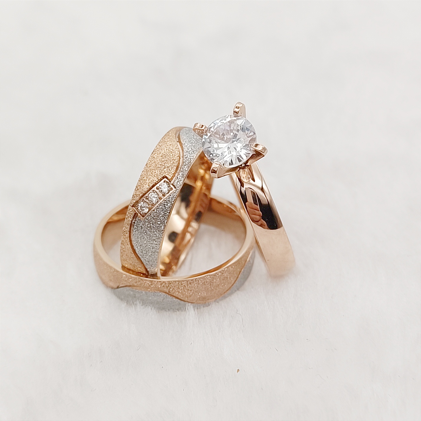 제안 3pcs 결혼 약속 웨딩 약혼 반지 남성 여성을위 - Titanium Steel Ring 리뷰 및 가격